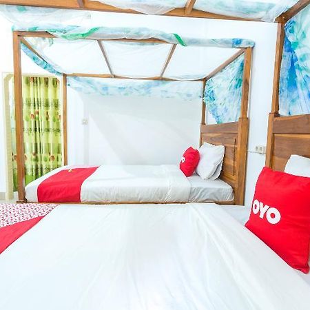 Oyo 1895 Lamancha Homestay Kuta (Lombok) Exterior foto