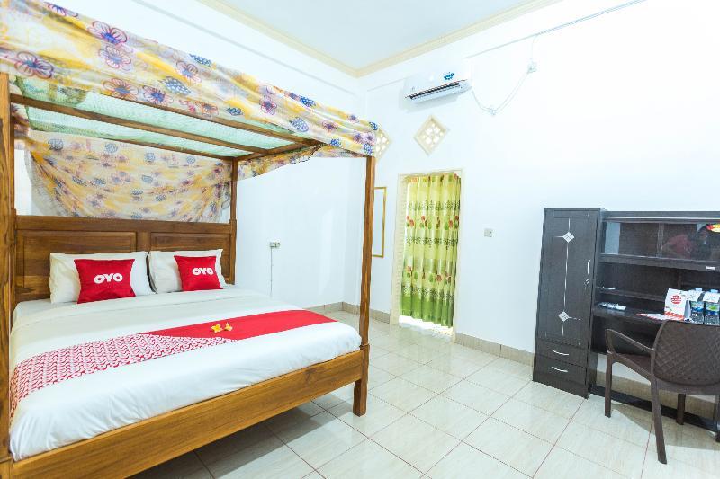 Oyo 1895 Lamancha Homestay Kuta (Lombok) Exterior foto