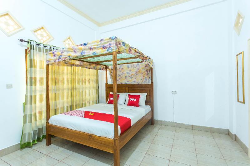 Oyo 1895 Lamancha Homestay Kuta (Lombok) Exterior foto