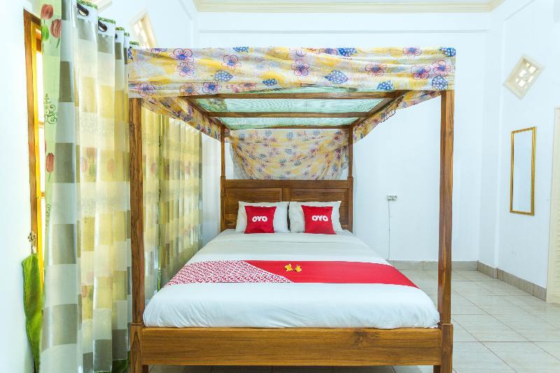 Oyo 1895 Lamancha Homestay Kuta (Lombok) Exterior foto